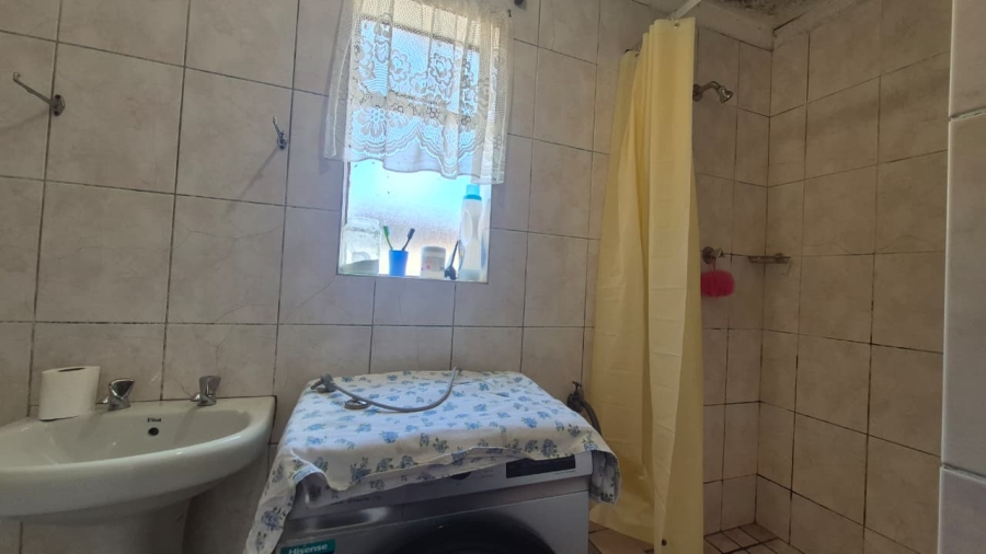 3 Bedroom Property for Sale in Hexpark Western Cape